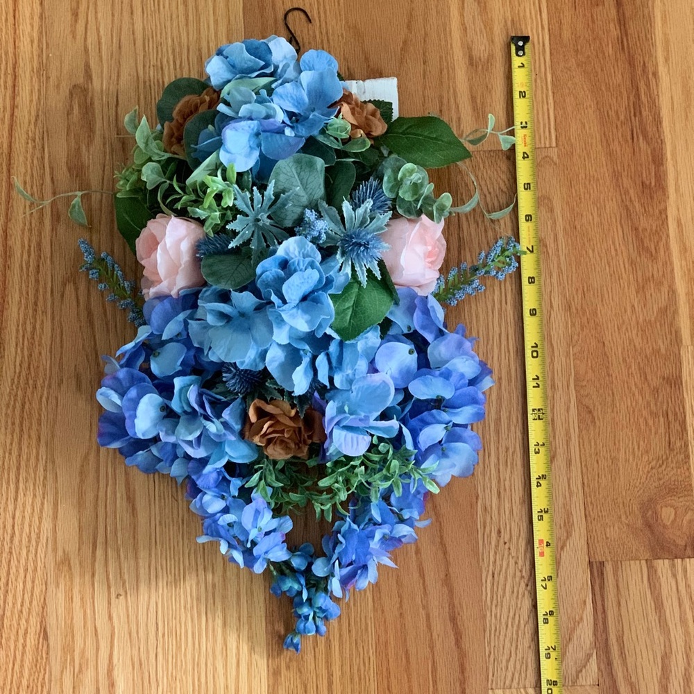 Wreath - Picture 2 of 3